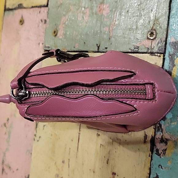 Coach unicorn leather keychain pouch - Picture 7 of 8